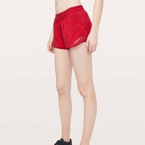 lulu lemon hotty hot shorts red size 4